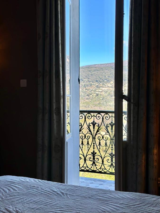 Bed and Breakfast Le Gabriel Claviers Екстер'єр фото